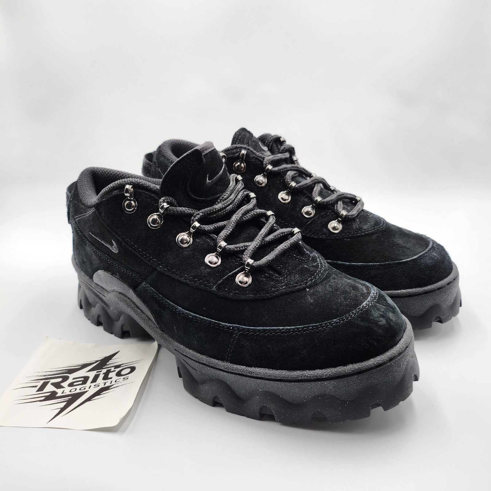 Womens Size 7.5 Nike Sneakers Lahar Low Top Triple Black Suede Upper Db9953-001